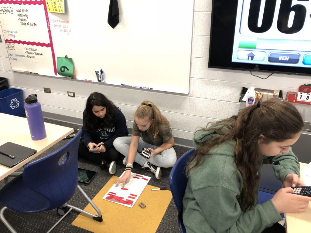 jappell18's tweet photo. Mrs. Tooley’s 2nd period math students working together to crack the code during a digital breakout activity!! #inspire96 #teamwork #digitalbreakout https://t.co/gna7o96AZF