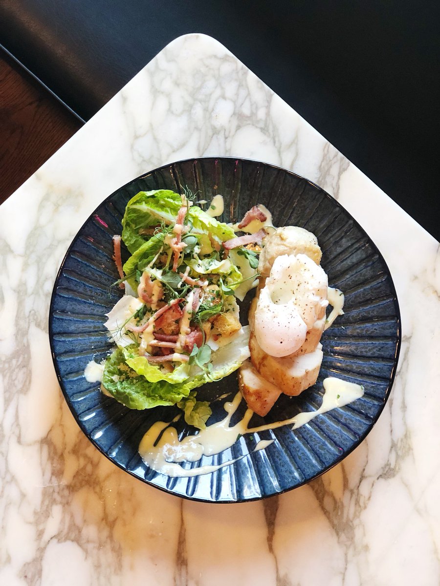 Hot days call for light bites - our Chicken Caesar Salad is the perfect lunch option! Complete with a tasty poached egg, delicious with a glass of cold Pinot Grigio 🍷 
.
.
.
#museuppermill #chickenceasarsalad #healthy #homemade #freshfood #supportlocal  #uppermill #saddleworth