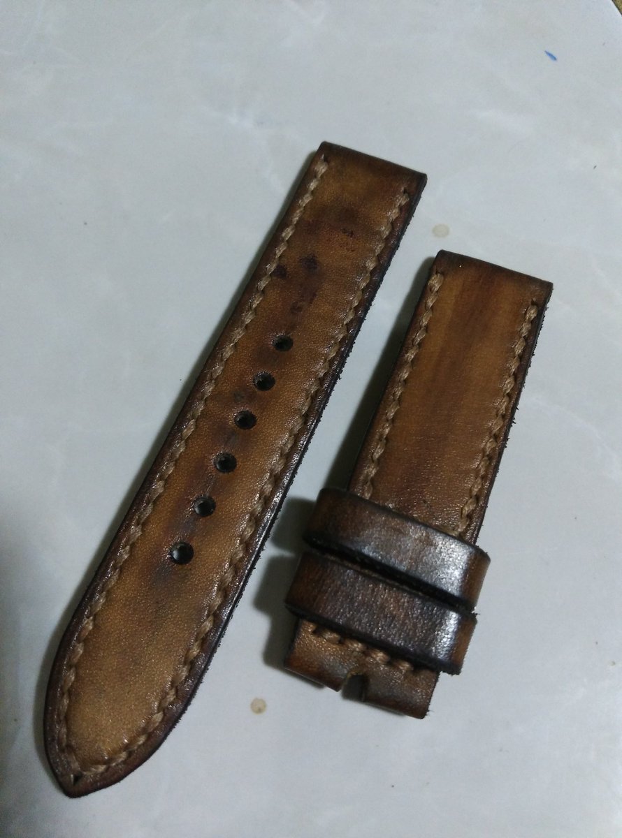 mvnlthr's tweet photo. ready stock...... 22/22, 130/80
+6281328571977
muvonstraps@gmail.com
#customstraps #handmadestrap #watchporn #strapwork #watchstraps #handstitched #leatherstrap #leatherwork #handmade #lokalbrandsolo #lokalbrandid #homagewatch #homageforum #strapjamtangan #straps #talijam https://t.co/mHPU19ht9V