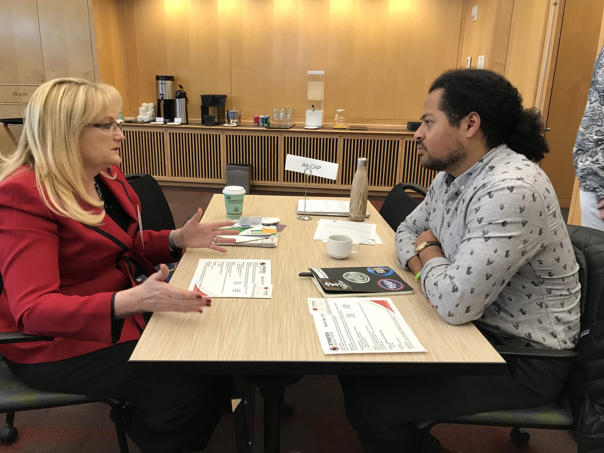 ScaleUPKC's tweet photo. When you become Scaler, you become part of a community of business owners, coaches and resources. Check out what’s happening today: Scalers meeting with bankers and financial experts for one-one consultations. #scaleupkc https://t.co/1RDCduUm52
