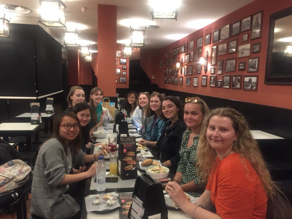 AEPASpainAuPair's tweet photo. #Goodtimes #goodmemories #goodexperiences 😀 We hope to #SeeYouSoon ‼️ Have a look 👀 our last #Aupairmeeting Gracias a todas por acompañarnos #AupairinSpain #AEPA @AEPASpainAuPair https://t.co/2hzvepWpyE