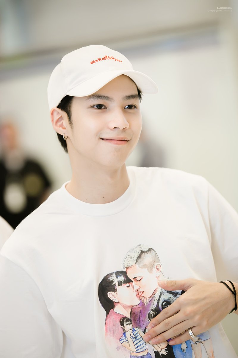 aunza3326's tweet photo. _180419_ นั้ลร้ากกกกกกกก 😳😳
.
.
@bank_thiti #HitZSportsDay 
#955VirginHitZ #VirginHitZ  
#NadaoArtist #TEAMBANK https://t.co/k0p3z6BMxv