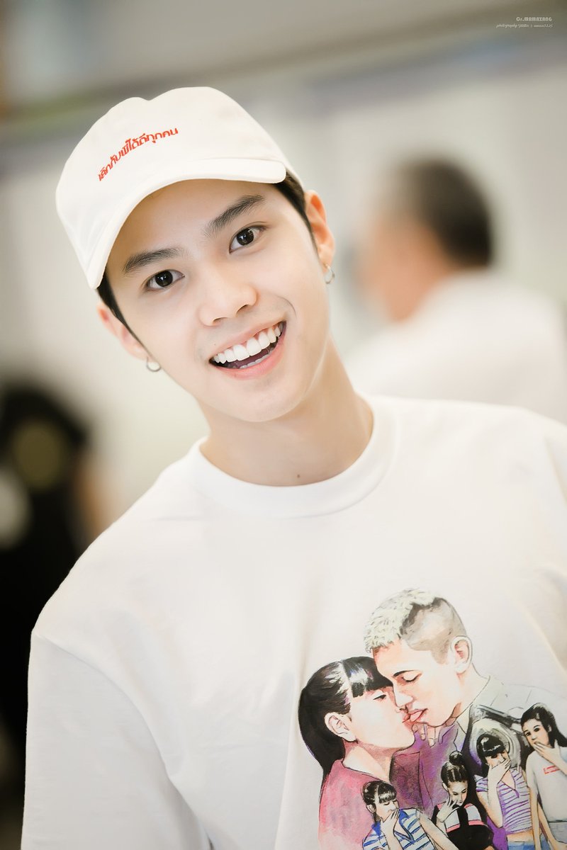 _180419_ นั้ลร้ากกกกกกกก 😳😳
.
.
<a href="/bank_thiti/">Thiti Mahayotaruk</a> #HitZSportsDay 
#955VirginHitZ #VirginHitZ  
#NadaoArtist #TEAMBANK