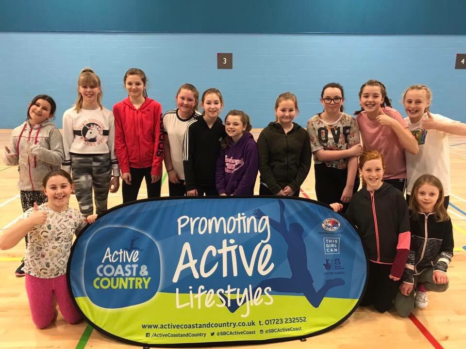USP_Sports's tweet photo. Throwing back to our second Easter Junior Netball Camp! And our winners of the Players of the Day: Amelia, Abbie and Lucy.

We have a weekly Junior Netball club every Tuesday 4-5pm at Scarborough Sports Village only £2!

#netball #juniornetball #activecoastandcountry https://t.co/225BQw8lAp