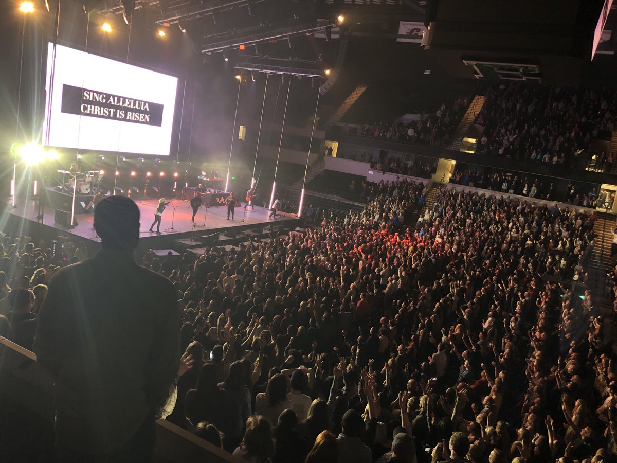faithxchurch's tweet photo. We believe in doing life together. Last night Pastor @andrebutler, the #FXTeam and some of our Launch Team members attended @outcry! Our team canβt wait to do life with you! Be sure to join us this Saturday for the #FXMeetup 2.0 at @drivepingpong from 1pm-3pm! #FxChurch https://t.co/kgIvWhqXmL