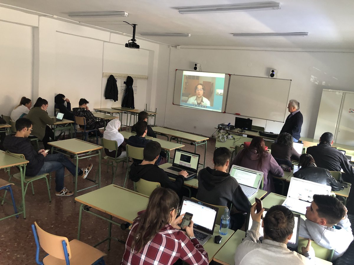 AlejandroJi96's tweet photo. Videoconferencia con @NestorMarquinez #CyACartuja #Reporterotuitero https://t.co/ZFaXOwcsGv