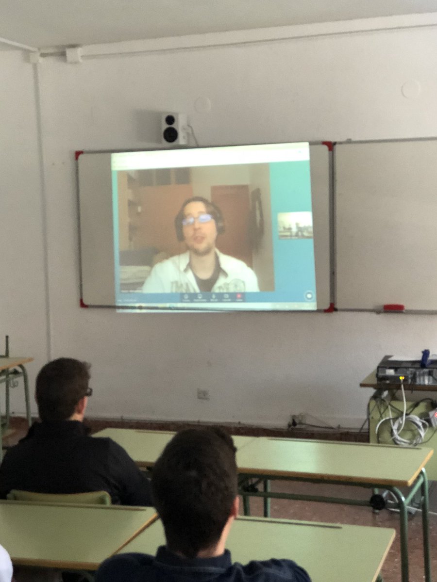 AlejandroJi96's tweet photo. Videoconferencia con @NestorMarquinez #CyACartuja #Reporterotuitero https://t.co/ZFaXOwcsGv