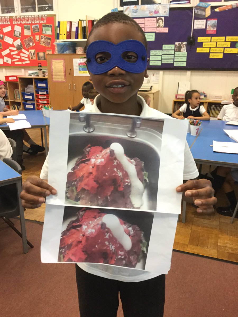 EPSMissMHardy's tweet image. Y3 were super proud of this #superstarlearner this morning, who brought in some photos of his #eruptingvolcano which he #experimented with over the holidays! #proudteacher #homelearning 🌟🌋🙌🏼@Gaynor_Spence @Eastfield_EN3