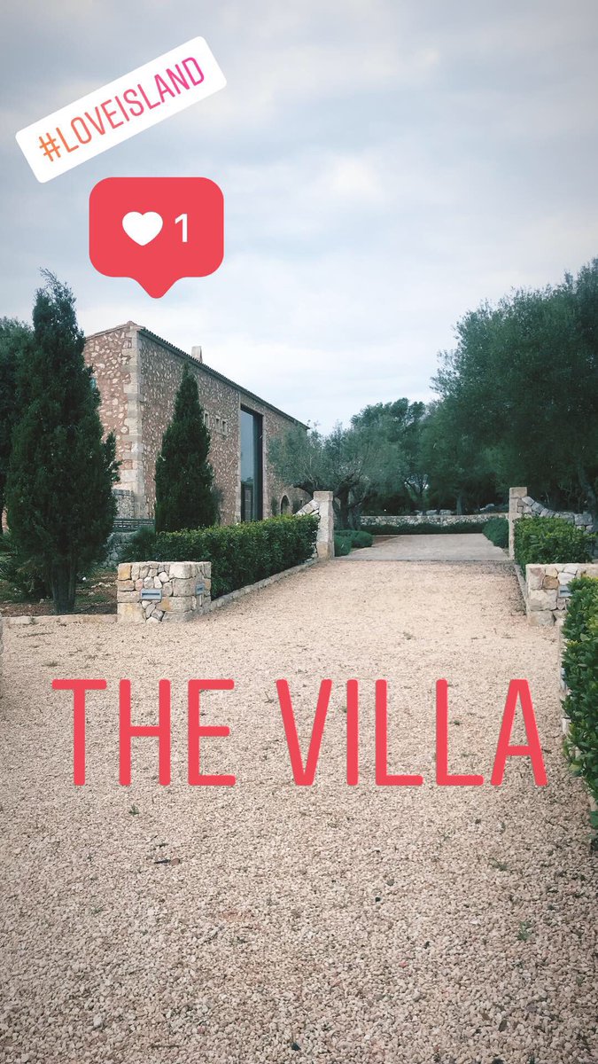 Michaela770's tweet photo. #Stalking level = #Expert 💯 📸💗🏝
.
.
#Winning #Found the #LoveIsland #Villa #TheLoveIslandVilla #CelebSpotting #SecretMountain #HiddenVilla #ITV2 https://t.co/Ko28vIeOl7