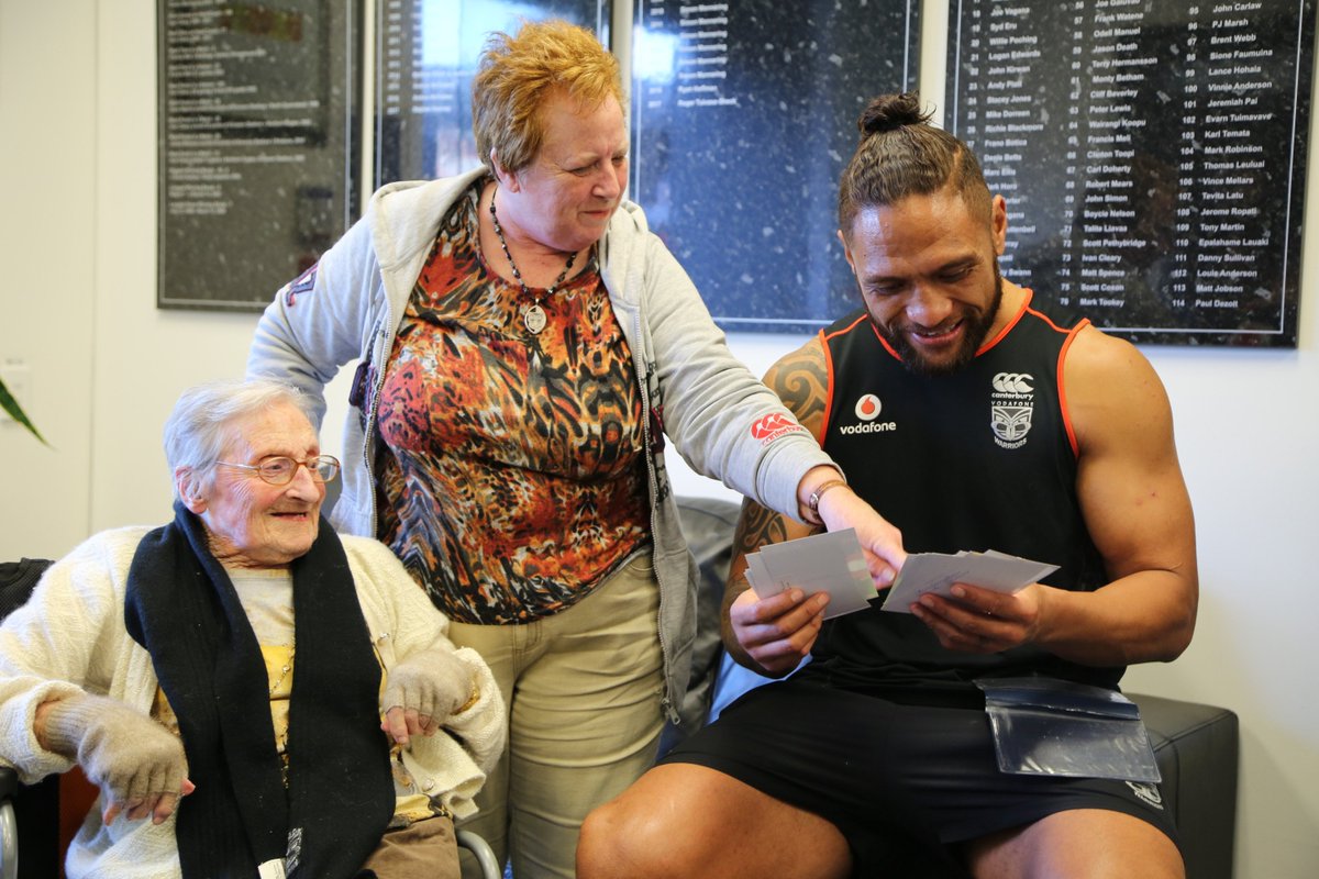 Remembering our oldest member Edna Burnett, who has passed away. We pay tribute to her <a href="/MtSmartStadium/">Mt Smart Stadium</a> tomorrow night.
#RIPEdna

[Tribute] bit.ly/2HKXMQw