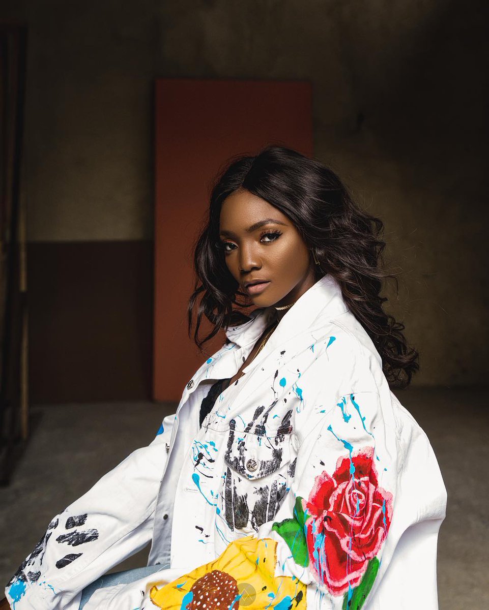 myKamdora's tweet photo. Happy Birthday @SympLySimi
You have been a source of inspiration to many people including myself and your music πππππ
I wish you the very best this year. Age like fine wine!
#kamdora #simi #lovethursday https://t.co/4G7n2BNeQA