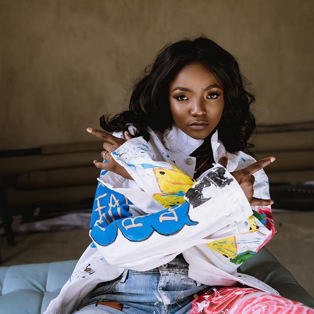 myKamdora's tweet photo. Happy Birthday @SympLySimi
You have been a source of inspiration to many people including myself and your music πππππ
I wish you the very best this year. Age like fine wine!
#kamdora #simi #lovethursday https://t.co/4G7n2BNeQA