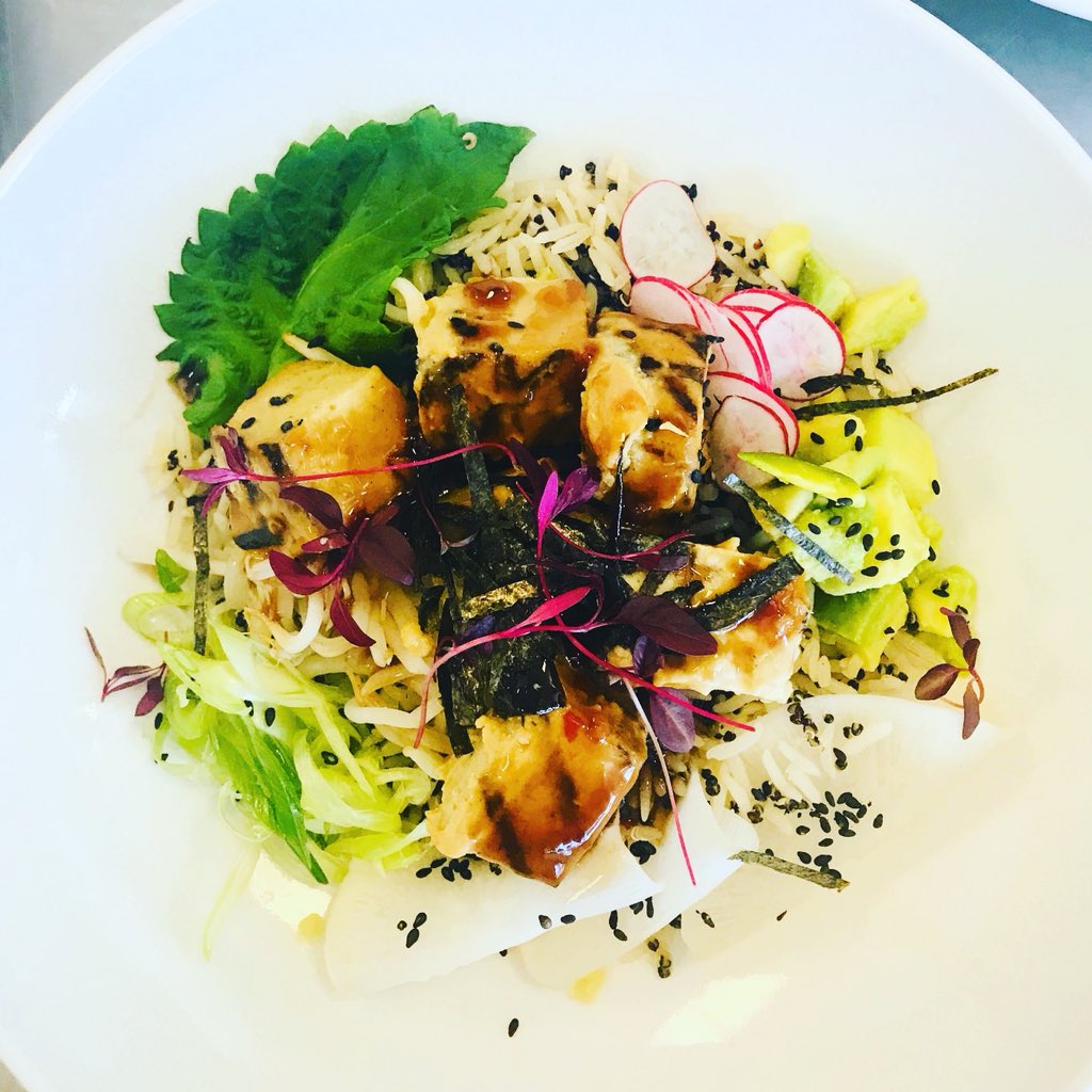 Pop up special                                        Miso ginger tofu, rice and black quinoa poke bowl. Healthy but tasty 😅#PM#