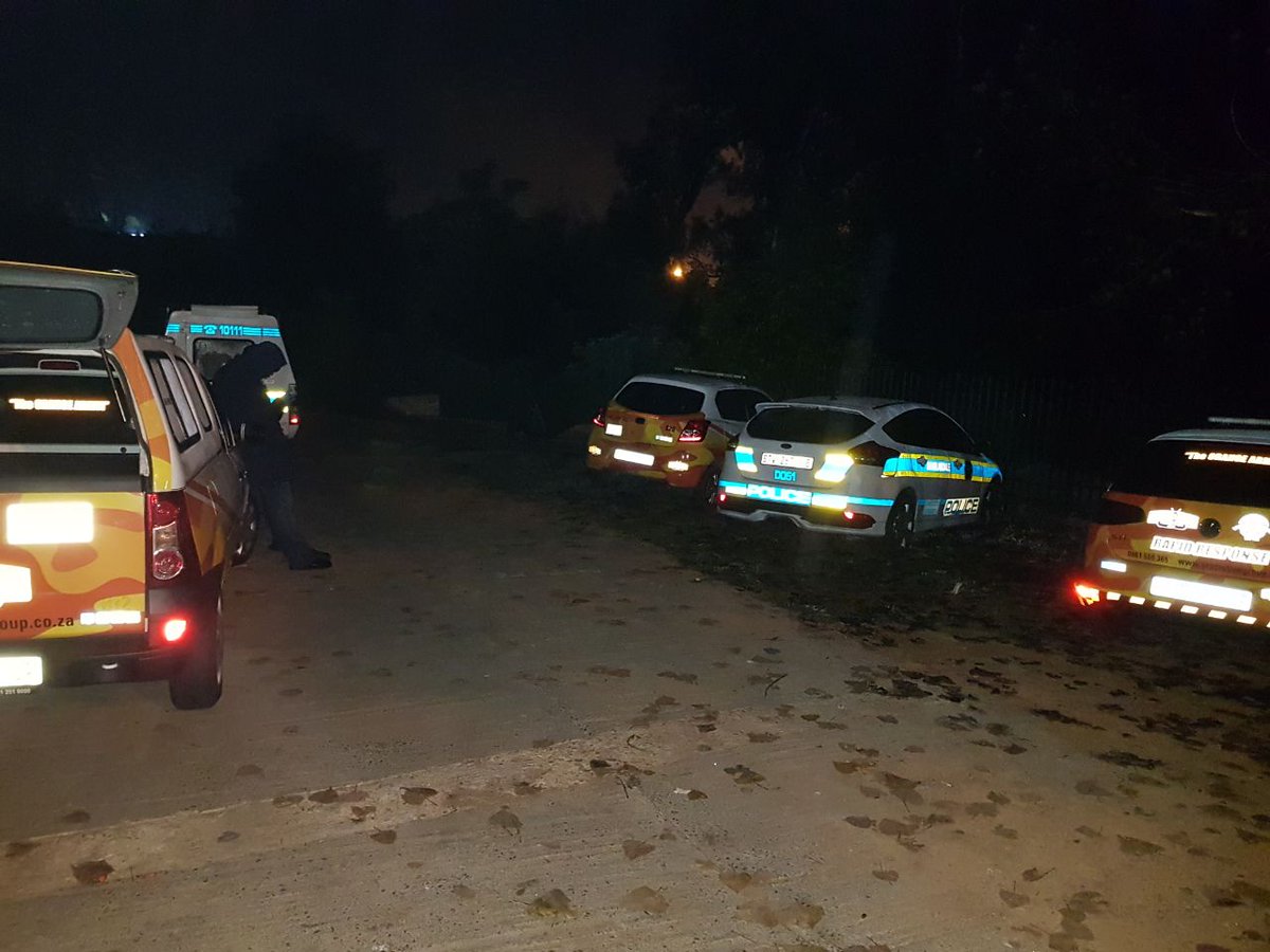 In the early hours of this morning our Londoloza TRT Unit in conjunction with the Douglasdale SAPS ,CPF members ,City parks and other security companies executed multiple greenbelt operations within sector one.