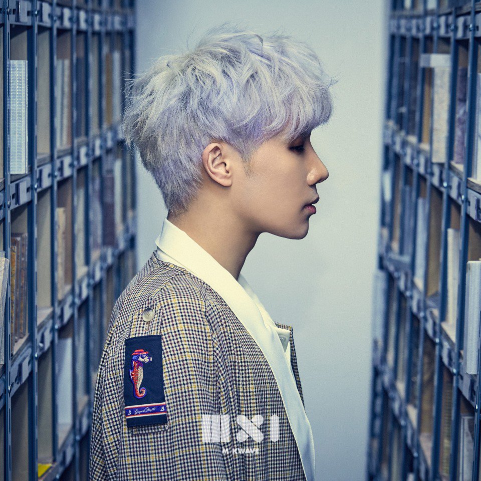 KWAVEUOOSEE's tweet photo. " 이보다 더 멋있을 수 없는 성규의 표지 화보 "

한류 매거진 KWAVE의 새로운 브랜드 MXI KWAVE
엠케이웨이브(M KWAVE) 51호의 첫 번째 표지 스타  #성규 의 유니크한 화보를 공개합니다!

성규 본연의 매력과 그 어디서도 볼 수 없었던 새로운 성규의 모습이 담긴 화보! https://t.co/5eup0UZ2zB