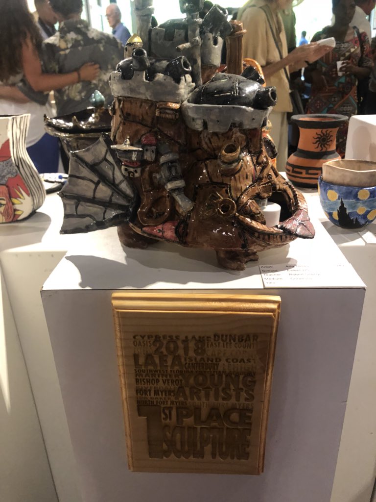 CeramicsESTERO's tweet photo. Estero High students receiving awards at the LAEA show @ArtInLee @EsteroHS #highschoolart #esteroat20 https://t.co/SERt9xCEwh