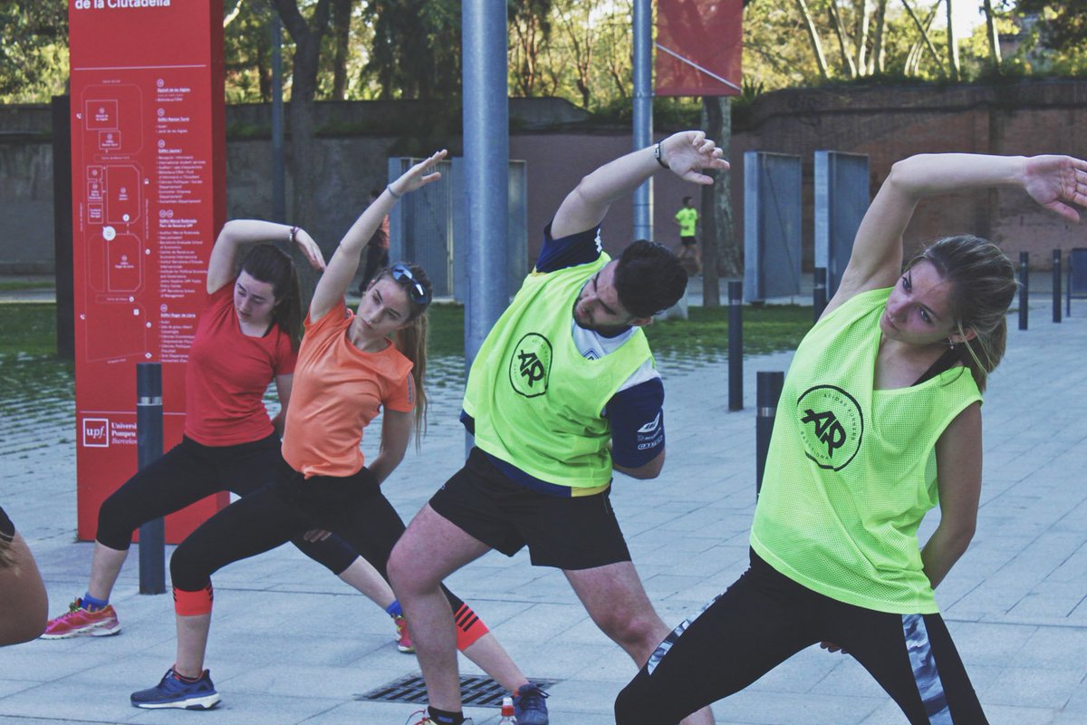 uniruncat's tweet photo. Quin entrenament més 🔝 el d'ahir! Aquí us deixem algunes fotos 📸 Seguiu atents a les nostres xarxes #Unirun, en breus anunciarem nous entrenaments 💪
#takechargebcn Més fotos aquí 👉 https://t.co/j4JXlqUVXp https://t.co/KuaIx4x2oi