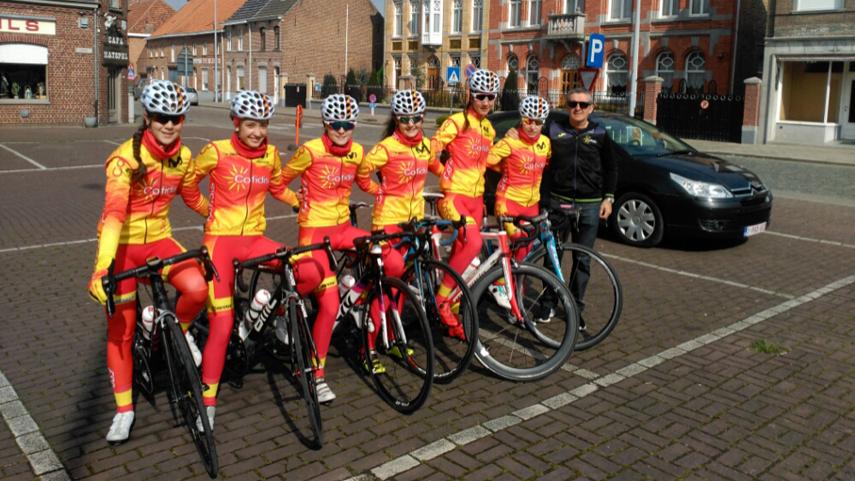 ciclismecat's tweet photo. Demà arranca la EPZ Omloop Van Borsele, prova de tres etapes de la Copa de les Nacions fèmines júnior als Països Baixos, amb @arianagilabert i Mireia Trias seleccionades per @RFECiclismo. A banda, també hi serà @aleemoreno25 amb l'equip @CAFTurnkeyEngin.
Molta sort! #ciclismecat https://t.co/ei8mSFoZCX