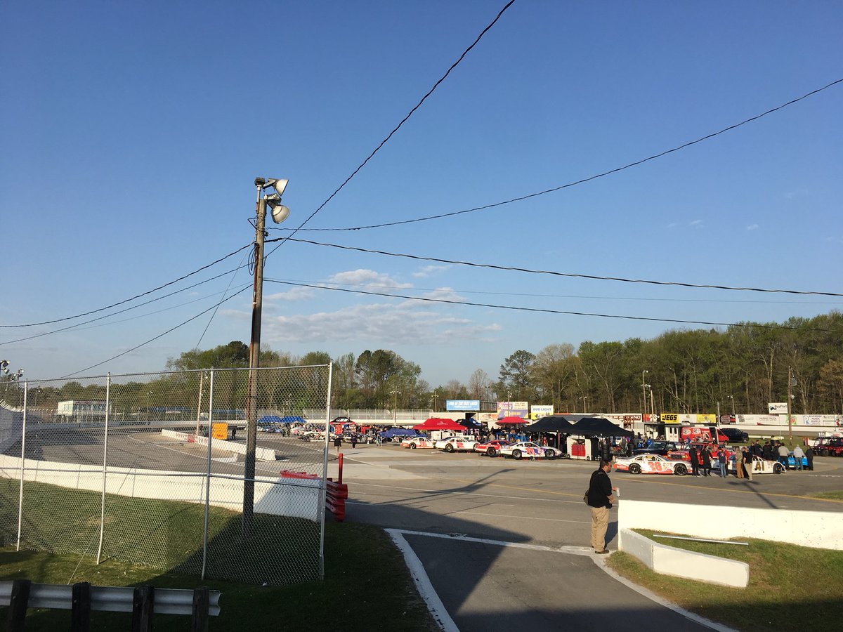 Suns shining and cars are ready! It’s race day!! #DHSTS