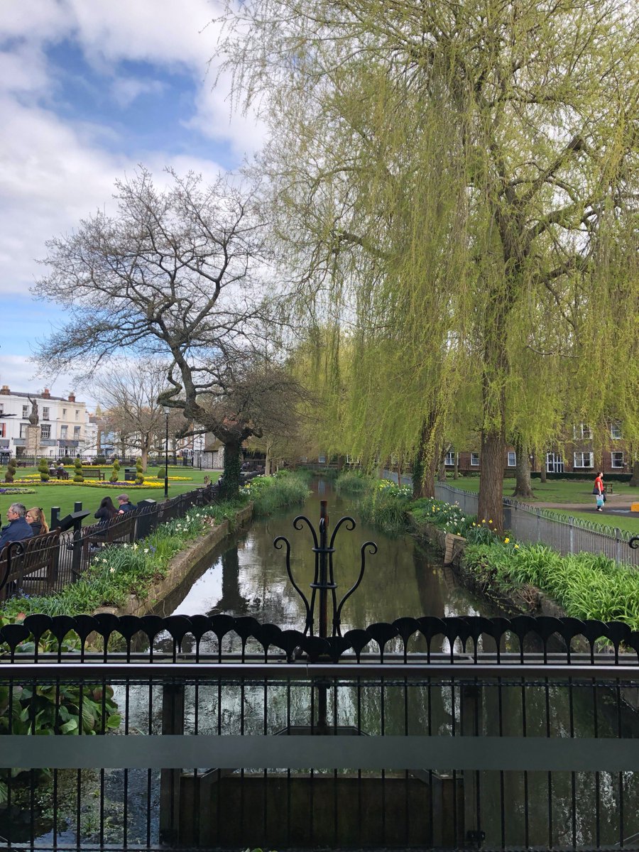CFW_architects's tweet photo. #MidWeekParty @CFW_architects taking a trip out to @rivercottage to have a tasty lunch and catch up on some of our interior work.... https://t.co/LWQNpVflOg