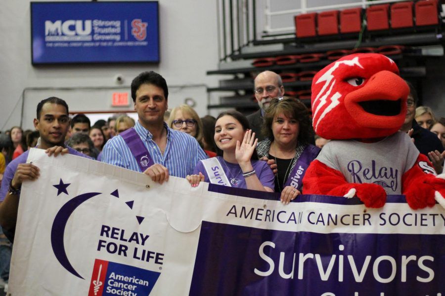 SJUTorch's tweet photo. This past Friday the St. John’s community came together for Relay For Life. The event broke a new record with $160,214 raised for cancer research. Read about it here: https://t.co/38f8mYRFdR https://t.co/JqsHyQDuTN