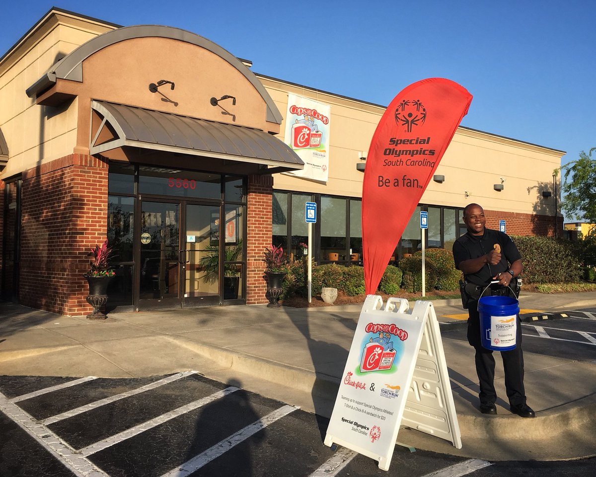 LexingtonPD's tweet photo. Thanks @TownLexingtonSC for helping the LPD raise over $5,500 for @sosouthcarolina athletes yesterday and we’re back at it today.

Stop by and see officers and VIPS at @ChickfilA Lexington and @ChickfilASP until 6:00 p.m. https://t.co/BxZ0nOi4wG
