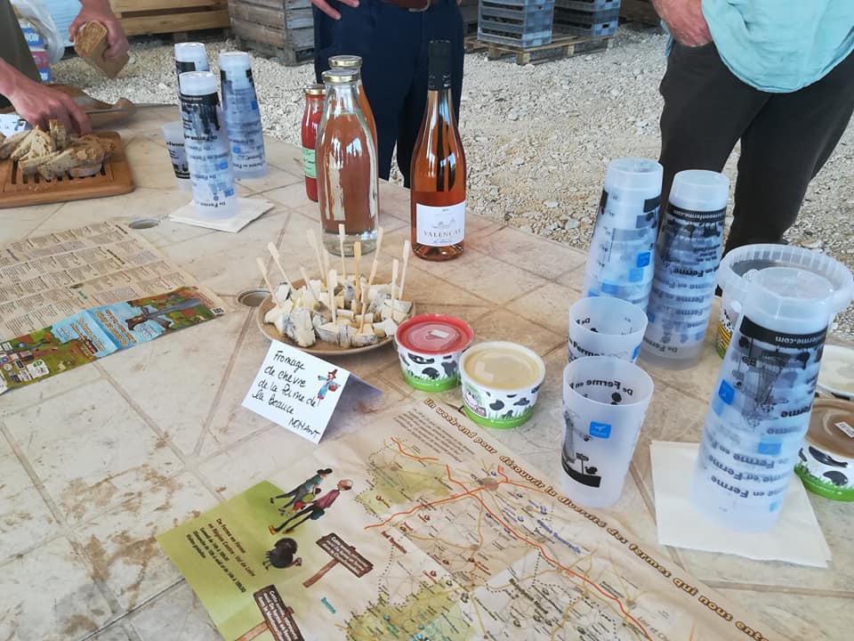 Les prochains sites de <a href="/defermeenferme/">De Ferme en Ferme ®</a> viennent d'être dévoilés ! 24 fermes indriennes ouvriront leurs portes les 28 et 29 avril prochains. Une occasion privilégiée de rencontres et d'échanges entre producteurs et consommateurs. bit.ly/2qDZoEA

#agriculture #indre