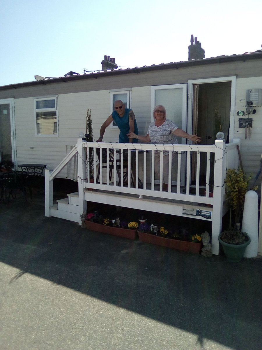 eastern_beach's tweet photo. One of our private owners enjoying the gorgeous sunshine ☀️😎🏖️ https://t.co/t97l2PzXP3
