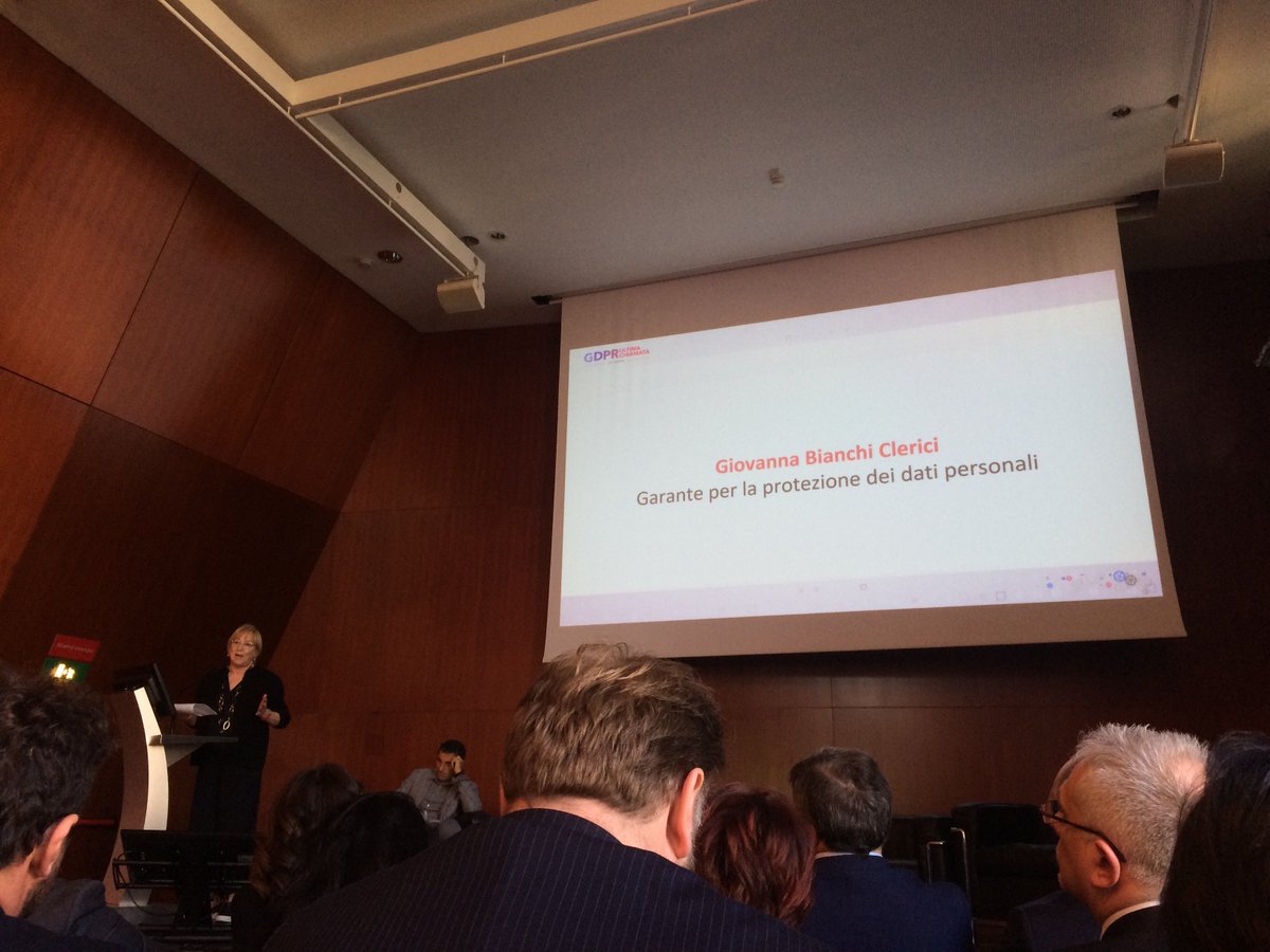 ESC2_Security's tweet photo. Siamo davanti ad una nuova cultura dei dati. #GiovannaBianchiClerici Presenta oggi la sintesi del regolamento al #GDPR360Summit https://t.co/aKRzcgEGHF