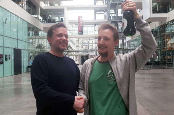 Congratulations to <a href="/PortaPlay/">PortaPlay</a> on <a href="/BrokenLinesgame/">Broken Lines</a> winning the <a href="/NordicGame/">Nordic Game</a> Discovery Contest qualifier at <a href="/NordicGameJam/">Nordic Game Jam</a> - Good luck in Malmö in May! nordicgame.com/broken-lines-w… #dkgame #gwdk