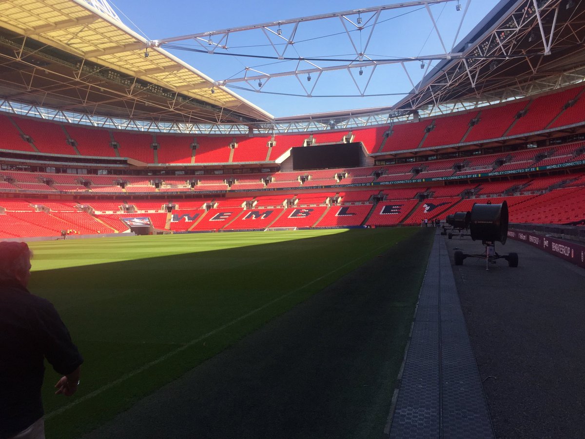 Howardcampion1's tweet photo. At the mighty Wembley stadium with @OMM_Technology https://t.co/ovlM62akUT