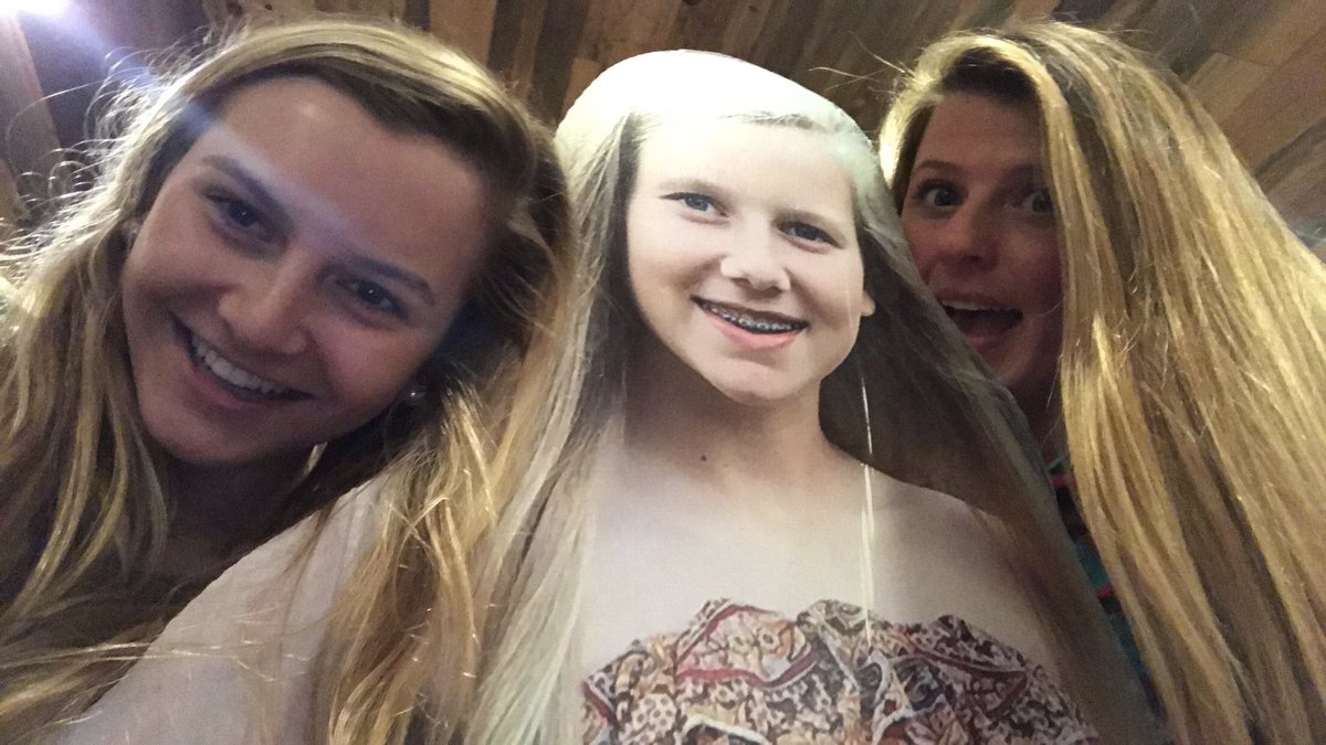 haydencromie's tweet photo. Happy b day sally💜🤪🦄🦎🦎@julia_poteet https://t.co/5tgWjqjBVc
