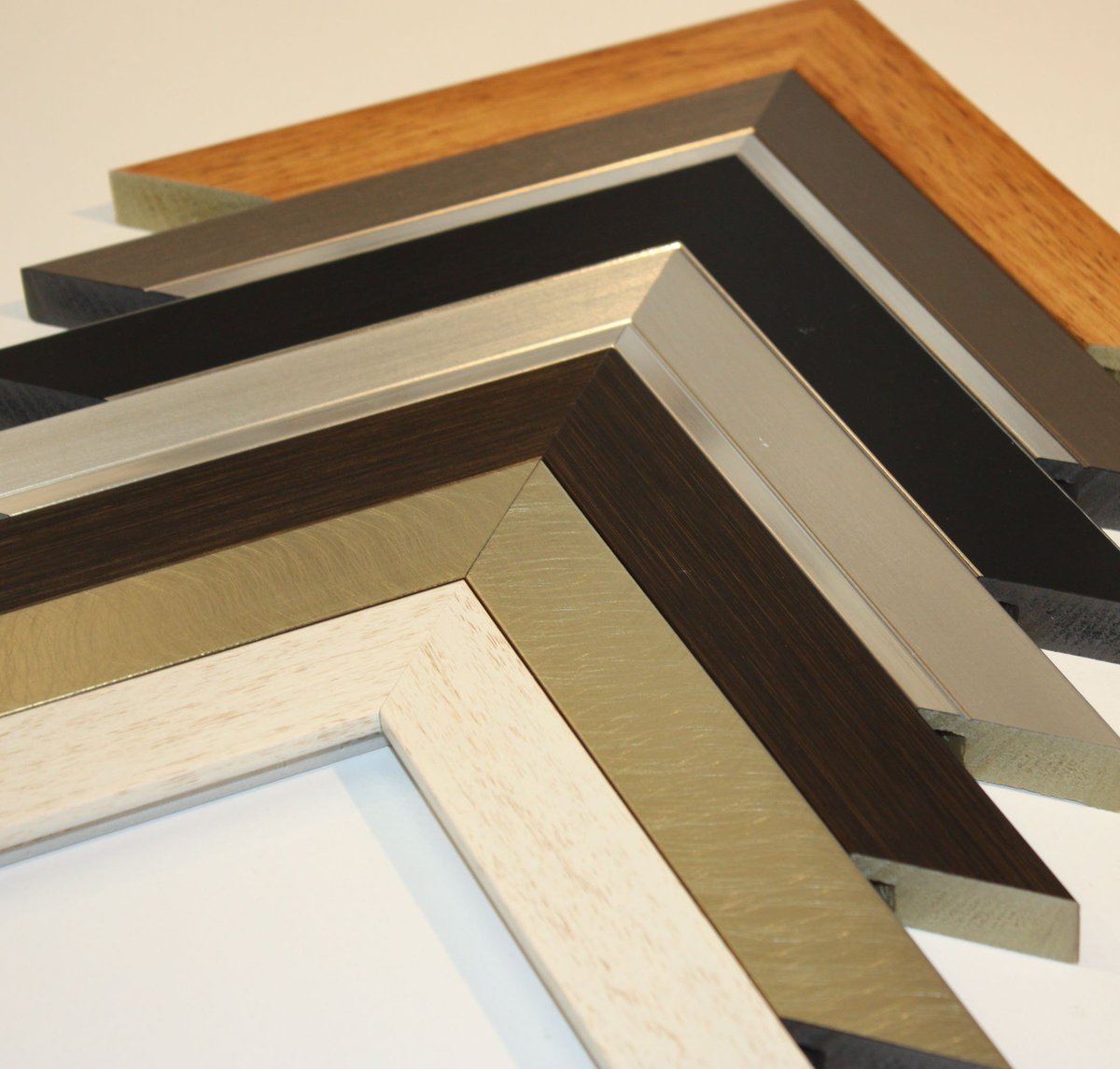 AAHTradeFrames's tweet photo. Open Studios - #framing #openstudios # mounting #art #readymadeframes https://t.co/2003QHiJh2