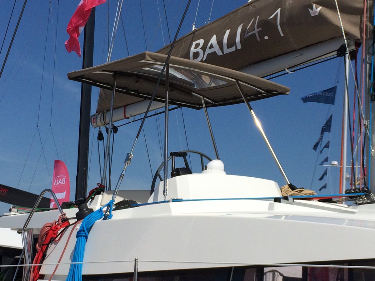 TTOPoutdoor's tweet image. Quelques un de nos biminis exposés à #laGrandeMotte #Multi2018 #Multicoque ⚓️⛵️☀️
