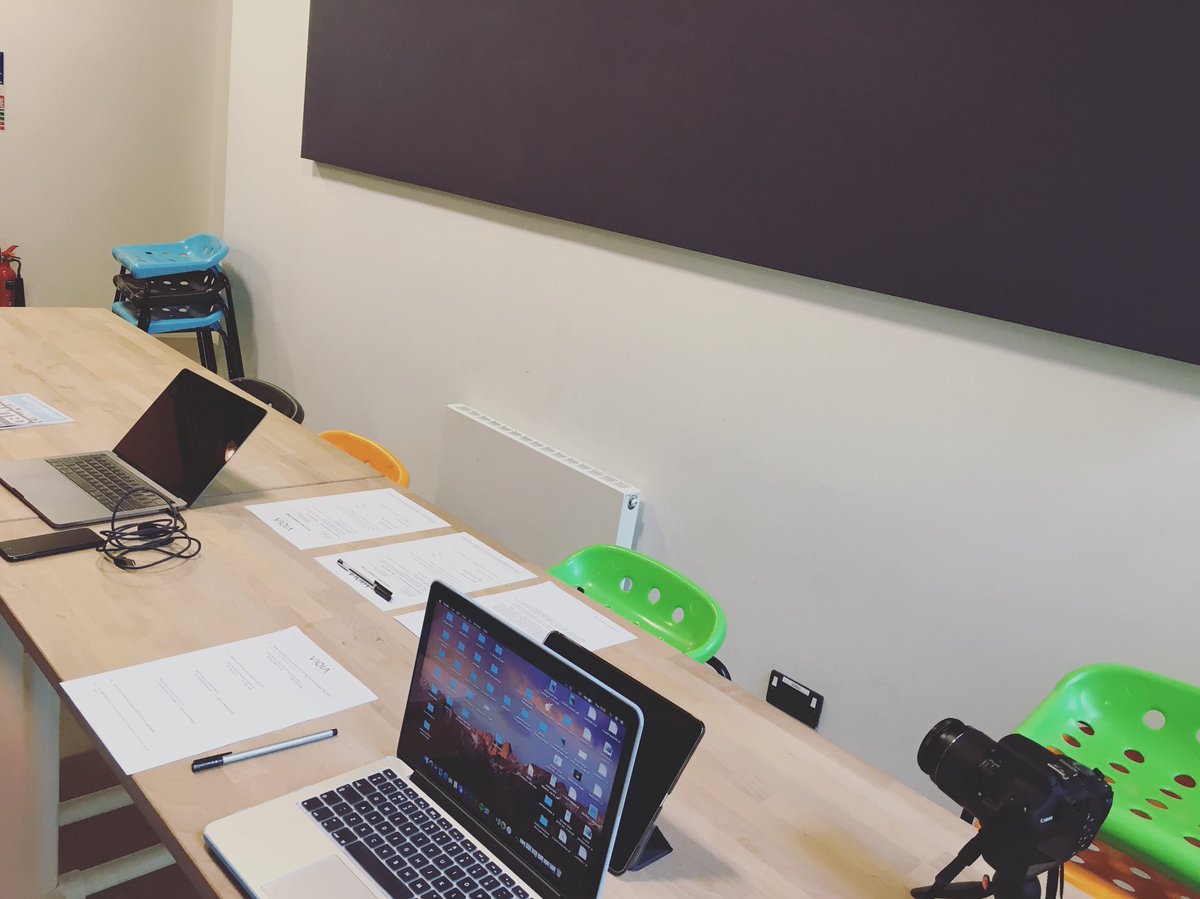 ViolaCardUK's tweet photo. We are spending today in #cardiffmet doing ViolaCard User Testing with CSAD students 🤓  #myViola #usertesting https://t.co/8qQbYbi69i