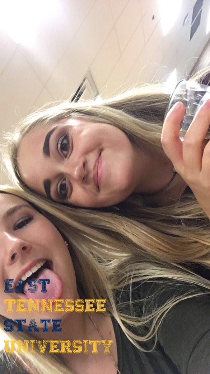 hannahclark___'s tweet photo. Happy birthday @emilykt15 !! love you!!💗💗 https://t.co/7HMIT7d0zh