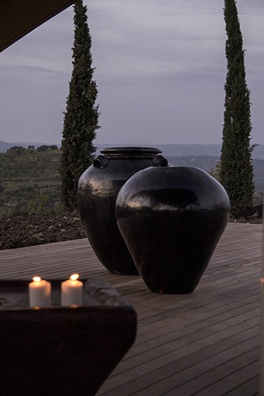 DellaMasseria's tweet photo. Enjoy from our beautiful terrace the breathtaking view on the southeastern sicilian landscape... Are you searching for a bit of peace? 
#masseriadellavolpe #noto #sicilia #sicily #valdinoto #lovesicily #livesicily #discoversicily #luxury #luxuryhotel #relais #resort https://t.co/B4DI1u6Aup