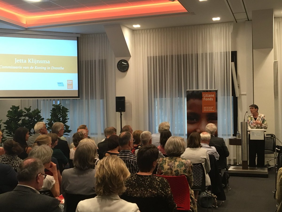 ViceVersaNL's tweet photo. Jetta Klijnsma geeft de openingsrede bij het #inclusie debat ter ere van Kees van den Broek @lilianefonds https://t.co/ktec5MCemz