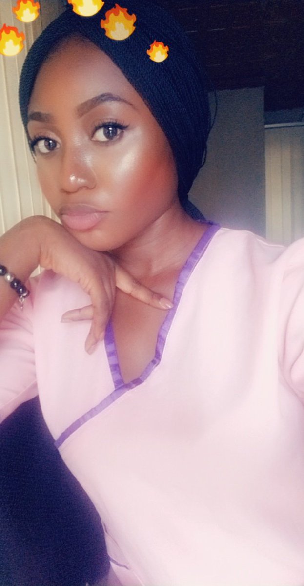 The_HauteNurse's tweet photo. I'm a lazy second class upper graduate Nigerian nurse who over works herself just to make sure I save lives and render care.

I design and make scrubs. I have a family I take care of. I'm not even up to 25years. 

Yes! I'm one of the #LazyNigerianYouths https://t.co/WwaBu3HdpF