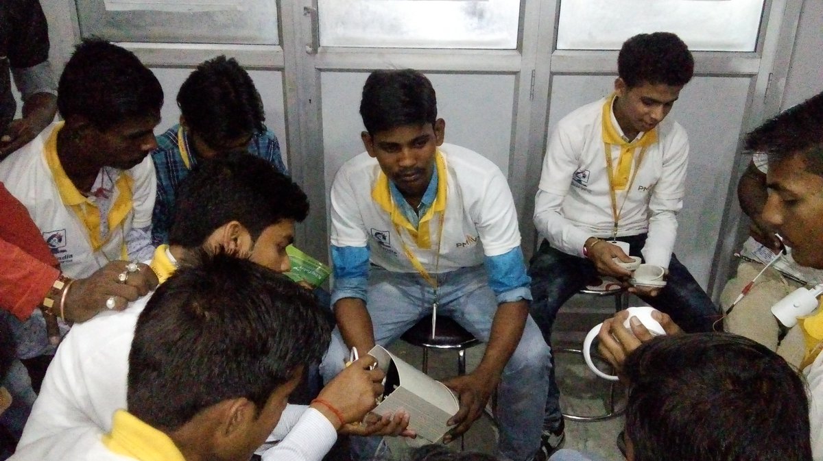 IcteLucknow's tweet photo. Our CCTV Installation Technician Students doing the Box Housing Camera Practical @IcteLucknow @ictelko @NSDCINDIA @MSDESkillIndia @FollowESSCI @PMOIndia @dpradhanbjp @AnantkumarH @myogiadityanath #Skill4Jobs https://t.co/0xWctU6bJ0