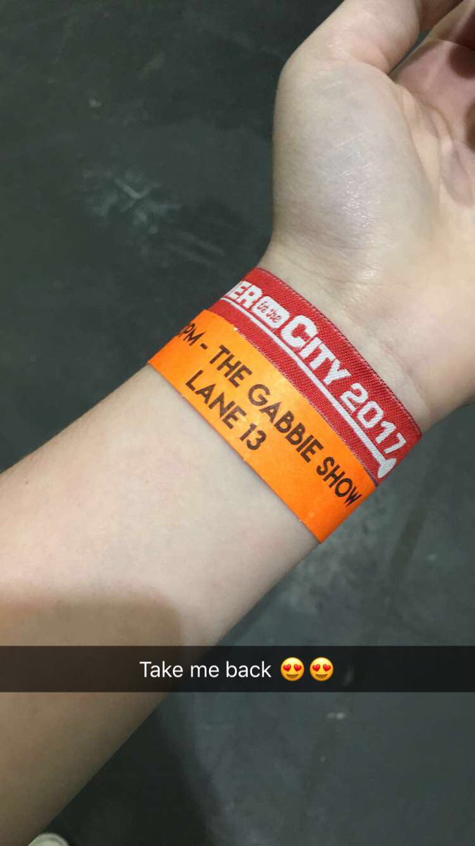 Winter_Fires_'s tweet photo. Last year I got to meet my favourite woman on the internet she inspires me and makes me laugh so much @TheGabbieShow #SITCTBT https://t.co/ZkPwUb4AF9