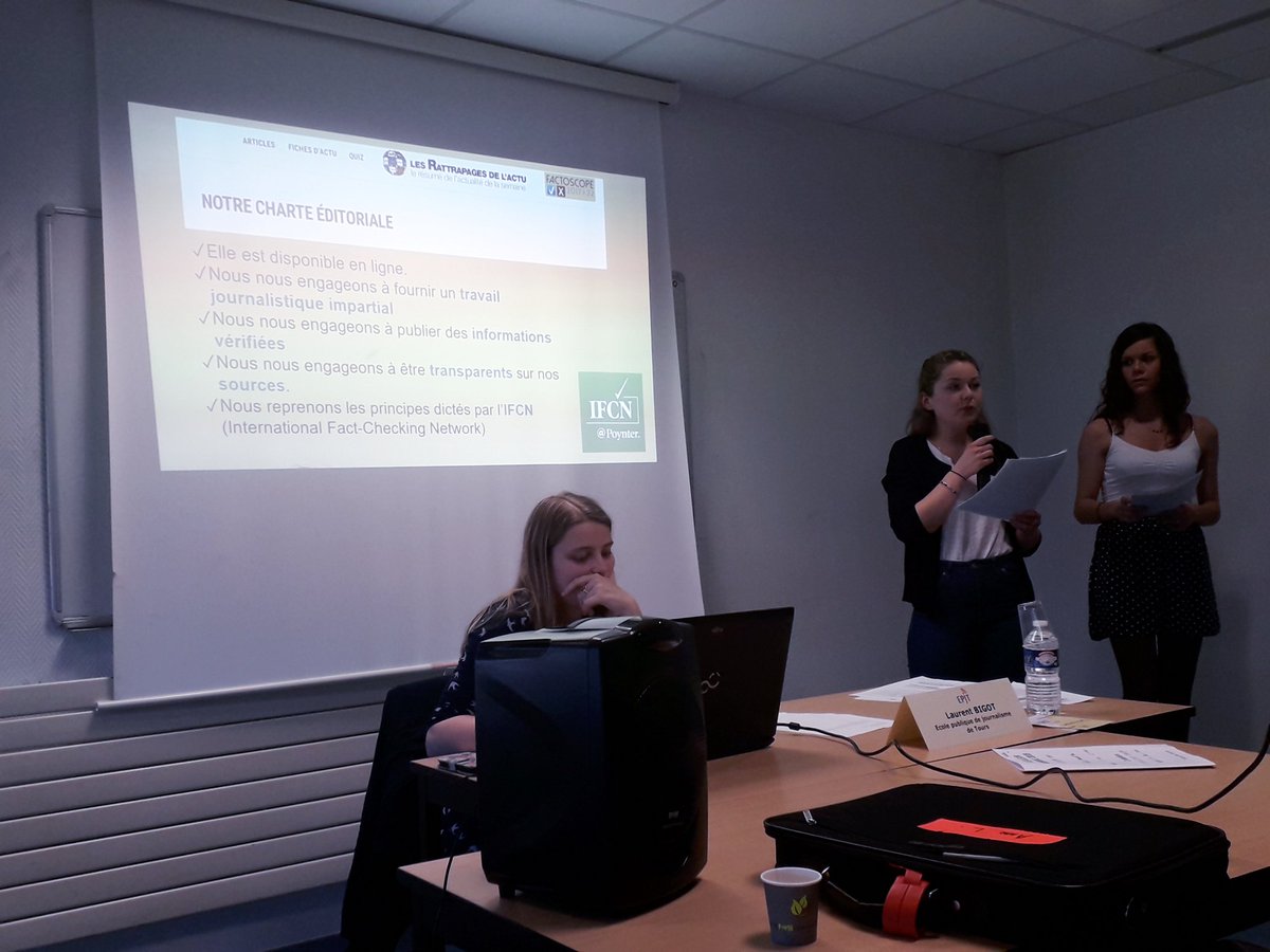 Factoscope_'s tweet photo. cet après-midi les étudiants de @EPJTours présentent le site @FactoScope lors d'une table ronde à la Maison des sports de Touraine de Parçay-Meslay #bibdoc37 #FactCkeck #journalisme #politique #EducMediasInfo https://t.co/WD3ihgSVY4