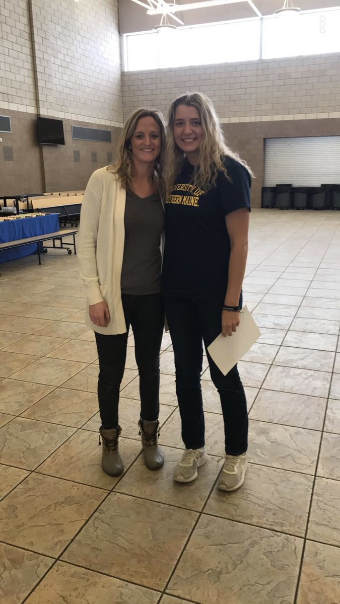 Congratulations Audrey Pohl on your commitment to pursue your education and athletic career at University of Southern Maine! So proud and thankful to have coached you. 🏀❤️