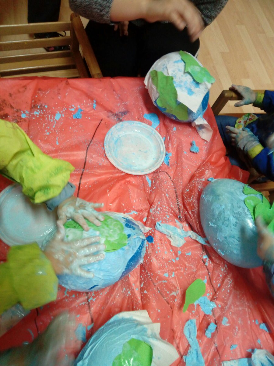 workinproject's tweet image. Mondi Possibili! Costruiamo insieme mondi nuovi con i bambini del Nido! #laboratori #nido #arte #immaginazione #creativity