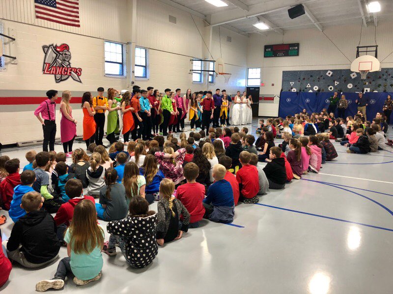 nshsLP's tweet photo. It’s been an exciting morning for LP! We are so lucky to travel to all our elementary schools today and perform a bit of Joseph for them! We love that we get to share theatre with our students! https://t.co/NyOOfWVS76