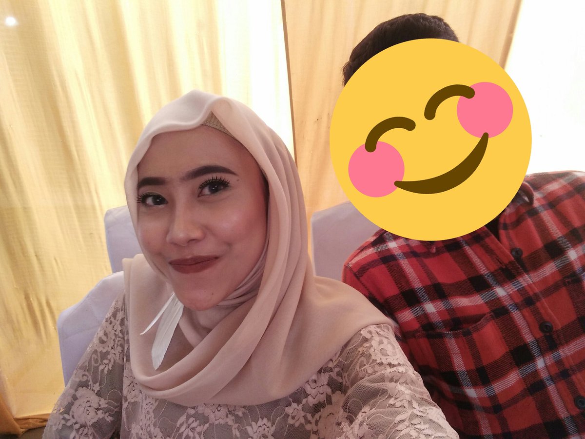 itsAyuka28's tweet photo. Twitter saya titip foto in yaa, dya adlh org yg bisa bikn saya kmbali jd diri saya saat ini. Dya memiliki pandangan yg sm dgn ade ny trhdpku. Mereka brdua sangat baik =) https://t.co/b8imzzlPrB