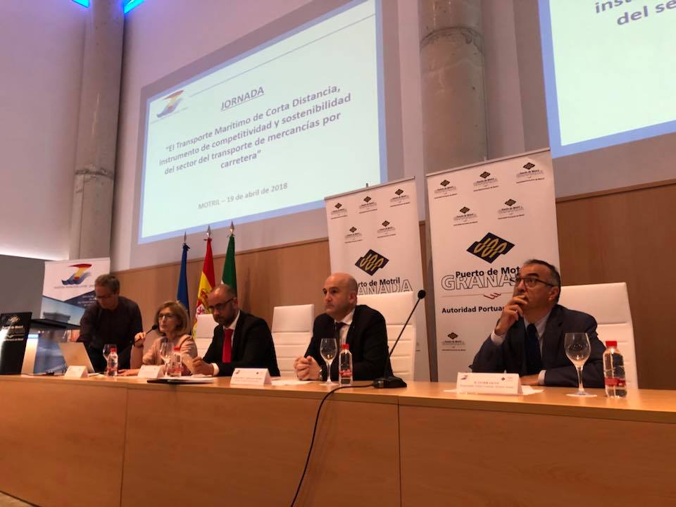 Da comienzo la Jornada sobre “El TMCD, instrumento de competitividad y sostenibilidad del sector del transporte de mercancías por carretera”.
