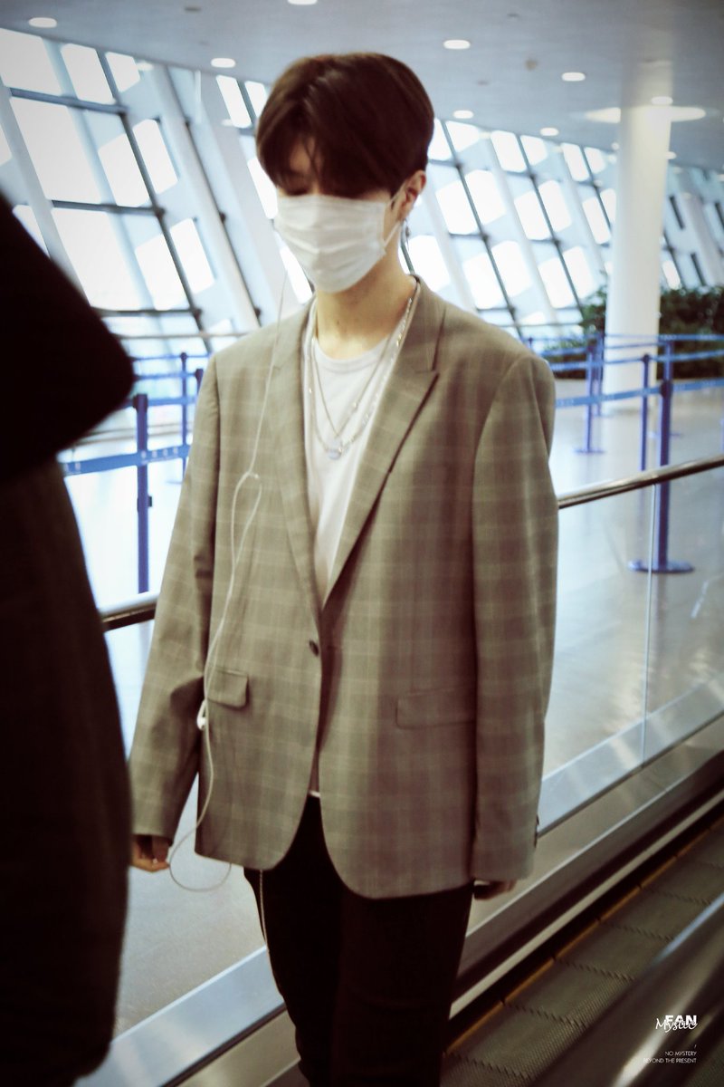 FanchengchengMy's tweet photo. 20180419 PVG 🍒
©FocusChampion 
#fanchengcheng #CHENGCHENG #范丞丞 #丞丞 #판청청 #청청 #NINEPERCENT #百分九少年 #百分之九 https://t.co/R8LNKDJQt6
