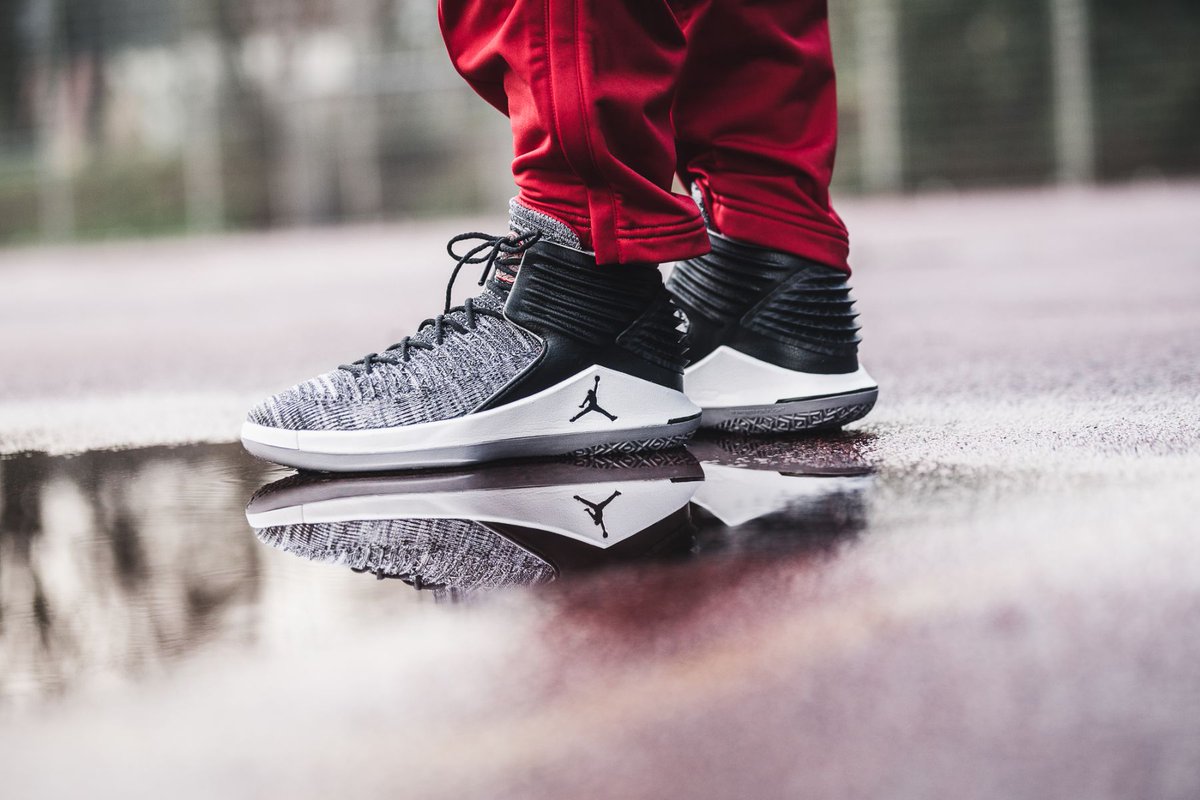 southsales2017's tweet photo. Like this? -> https://t.co/zlf1rqFoel #Nike #sneakers #AirJordan #Jordan #JordanBlackCement #BlackCement #Jordan32 #JordanXXXII #basketballshoes #hypebeast #basketballsneakers #jordandaily #jumpman #shoegame #sneakerporn #sneakerwatch #sneakerhead #kicksfortoday #complexkicks https://t.co/fO7cp8qPrE