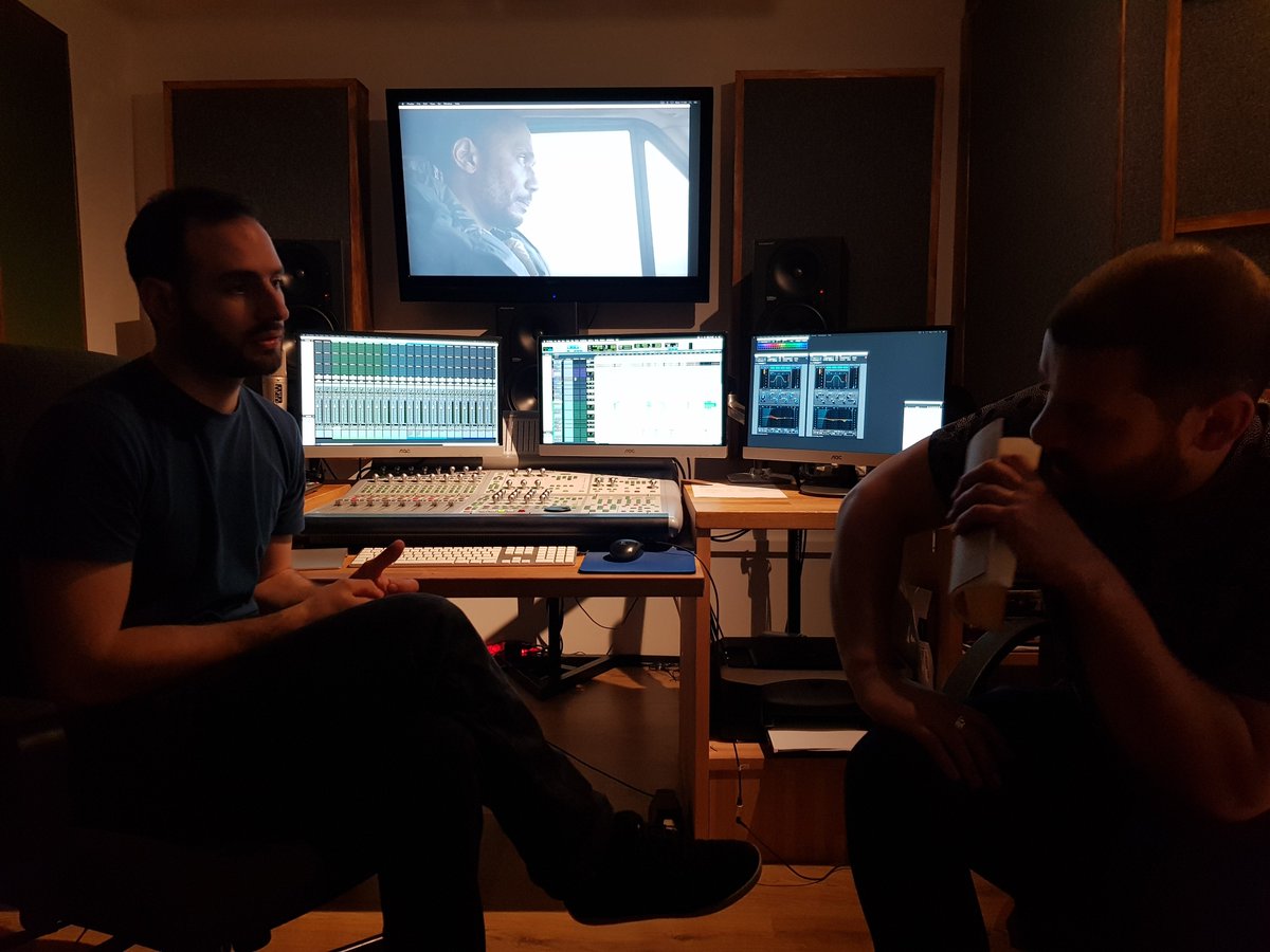 VVermignon22's tweet photo. Details, details..and details again..with @EmileKelly and @erin_sayder 
#ADR #NewProject https://t.co/3BkmDj7AF2